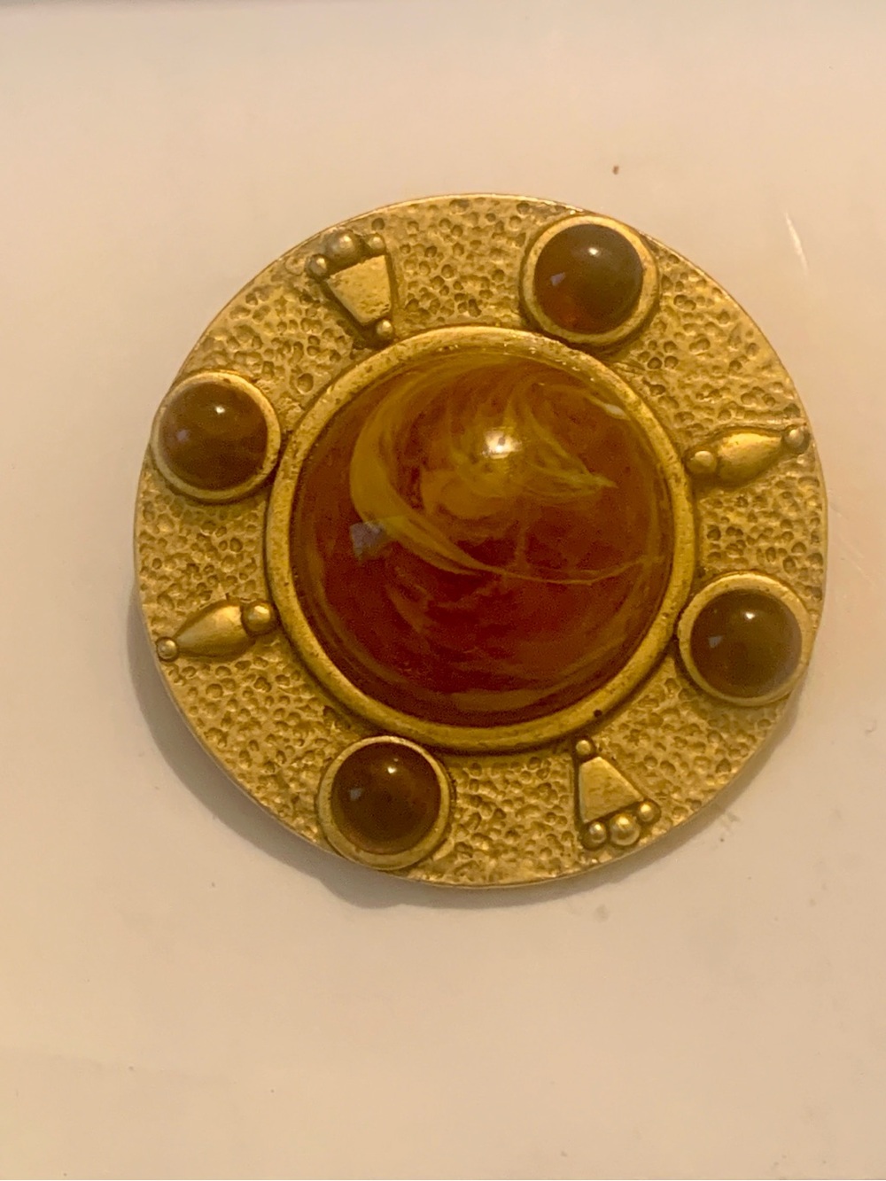 Vintage Round Gold Tone Brooch with Amber Cabochon Deja